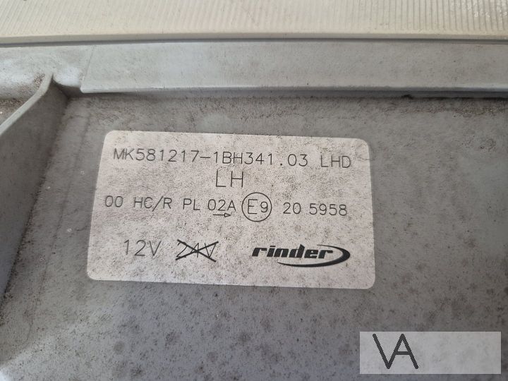 Mitsubishi Canter 2009 - 2013 koplamp links schadevrij €100 – Foto 4