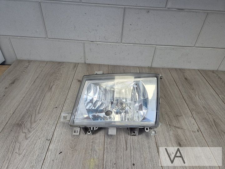 Mitsubishi Canter 2009 - 2013 koplamp links schadevrij €100