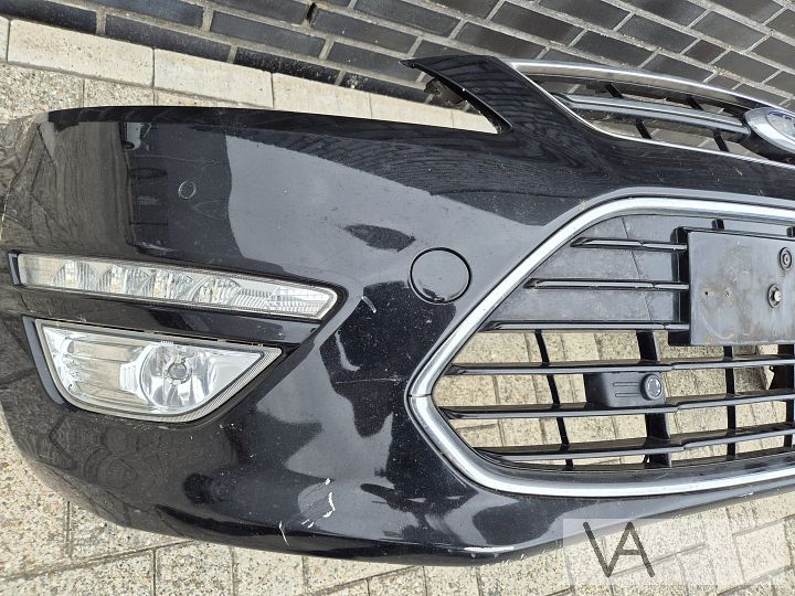 Ford Mondeo 4 2011 - 2015 voorbumper met pdc FACELIFT €250 – Foto 3