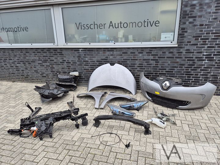Renault Zoe 2012 - 2019 voorkop compleet SCHADEVRIJ €1000