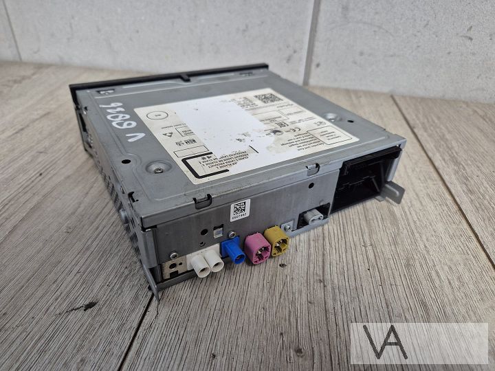 VW Golf 7 2012 - 2017 navigatie radio module 3q0035864 €200 – Photo 3
