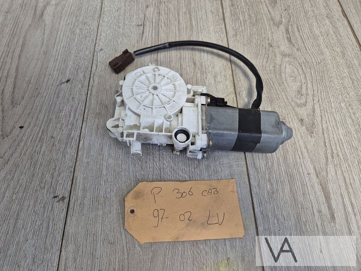 Peugeot 306 cabrio 1997 - 2002 raammotor links voor motortje