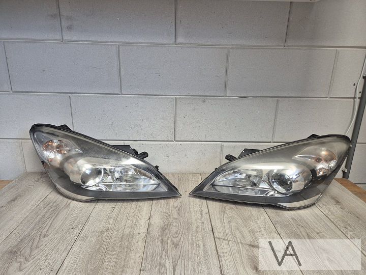 Kia Ceed Cee'd koplamp links / rechts facelift 2009 - 2013 