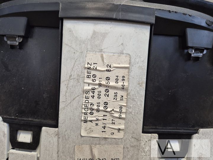 Mercedes Vito W638 1996-2003 tellerbak cockpit a0004466021 – Foto 3