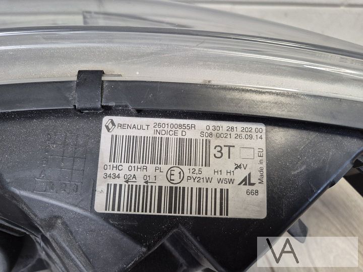 Renault Captur 2012 - 2016 koplamp rechts 260100855r €100 – Foto 4