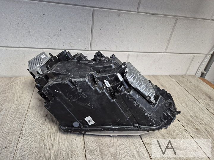 Volvo XC40 2016 - 2022 koplamp links LED met module 31655988 – Foto 7