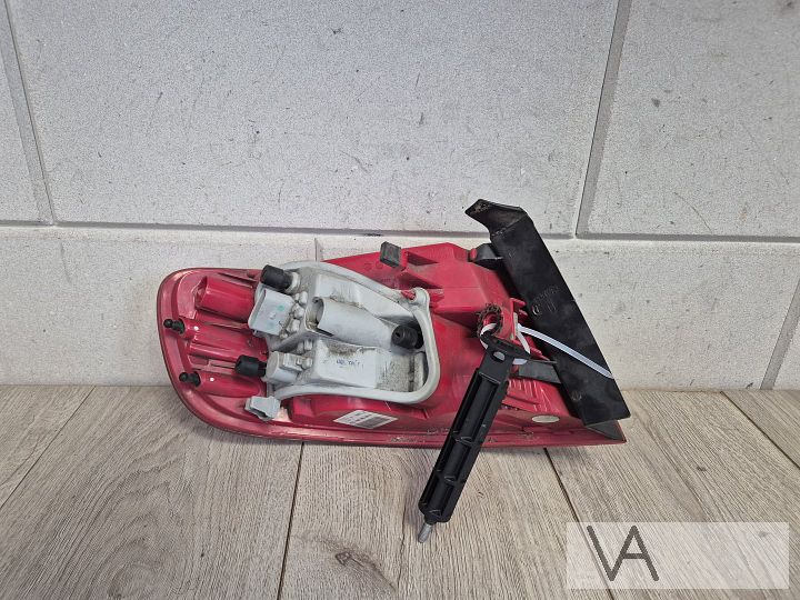 Audi A4 8k station 2007 - 2012 achterlicht rechts LED €75 – Foto 4