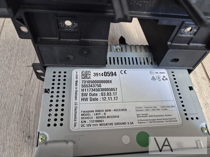 Opel Corsa E 2014 -2019 navigatie radio module 39140594 €100 – Foto 3