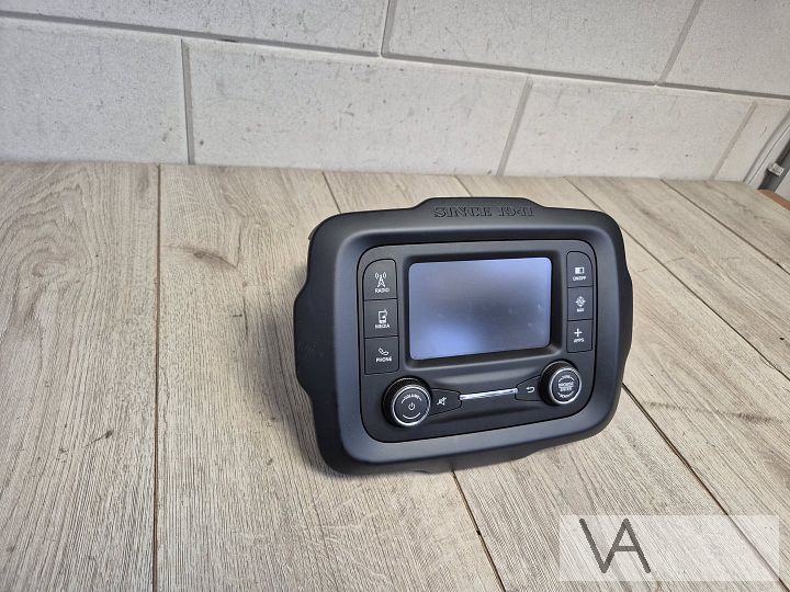 Jeep Renegade 2014 - 2020 radio met navigatie functie €300 – Foto 2