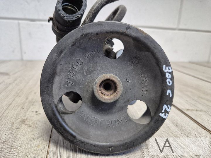 Chrysler 300C 2004 - 2010 stuurpomp hydraulisch 093aa €40 – Foto 3