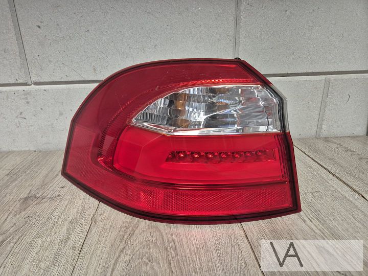 Kia Rio 2011 - 2017 achterlicht links €100 MODEL MET LED – Foto 2