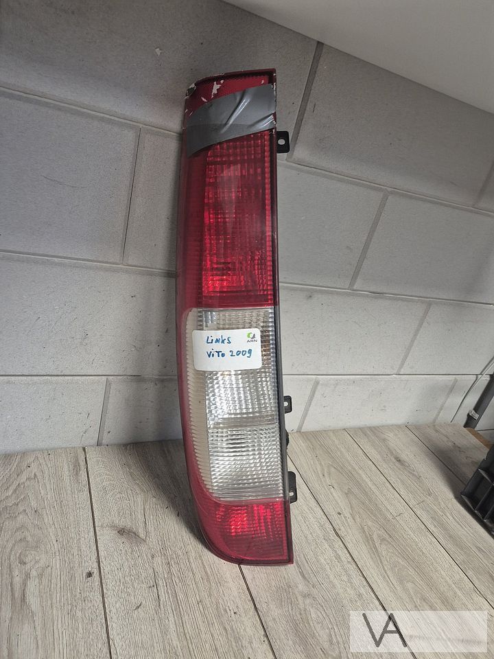 Mercedes Vito W639 2003 - 2014 achterlicht links kraakje €40