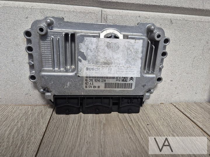 Citroen C4 2004 - 2008 ecu motorcomputer 1.6 benzine NFU €30