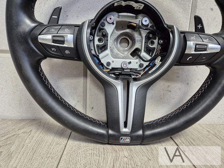 BMW 5 serie F10 F11 / 6 serie F06 F12 F13 stuur M M5 M6 €400 – Foto 2