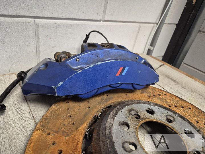 BMW f serie M remklauwen set 5 F10 6 pots met schijven €750 – Foto 10