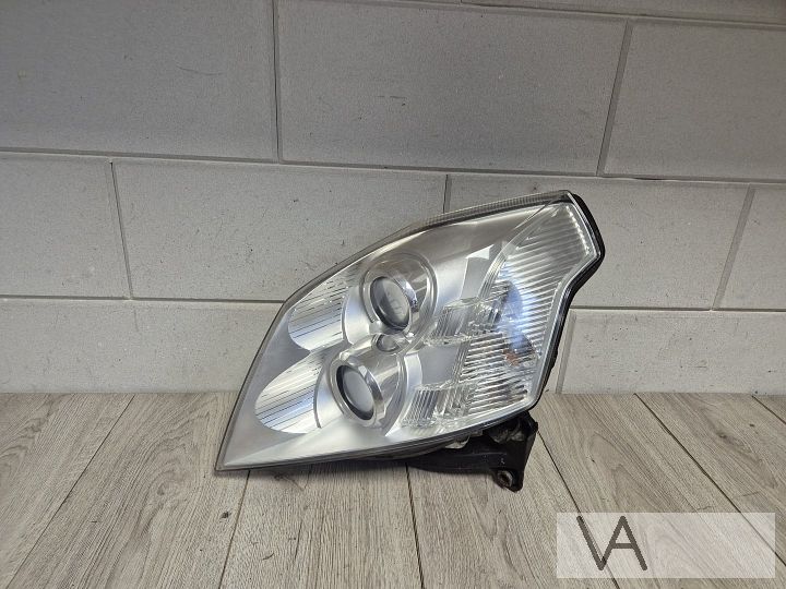 Cadillac BLS 2006 - 2010 koplamp links xenon p12759603 €500