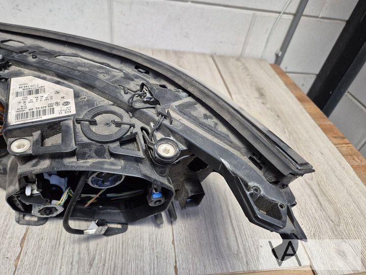 BMW 5 serie E60 2007 -2010 koplamp rechts XENON 7177740 €200 – Foto 7