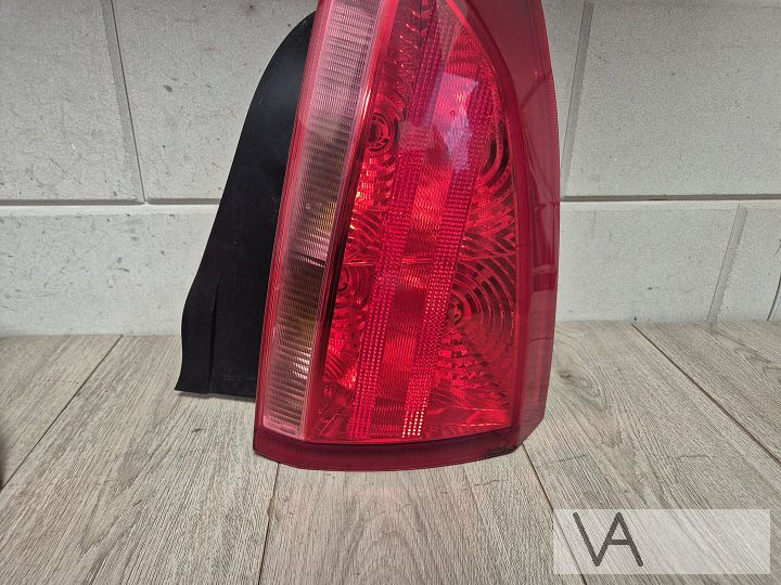 Cadillac BLS sedan 2006 - 2010 achterlicht links rechts €250 – Foto 8
