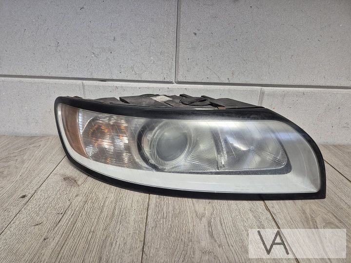 Volvo S40 en V50 koplamp rechts 2007 tot 2012 €75 30763034