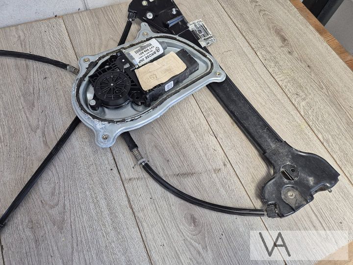 VW New Beetle cabriolet 2002-2010 raammechanisme linksvoor – Foto 4