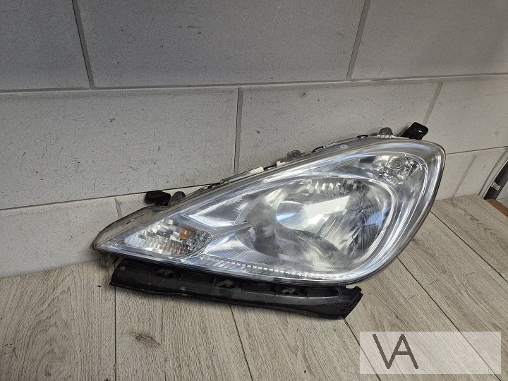 Honda Jazz 2011 - 2015 koplamp links facelift model €150 – Foto 2