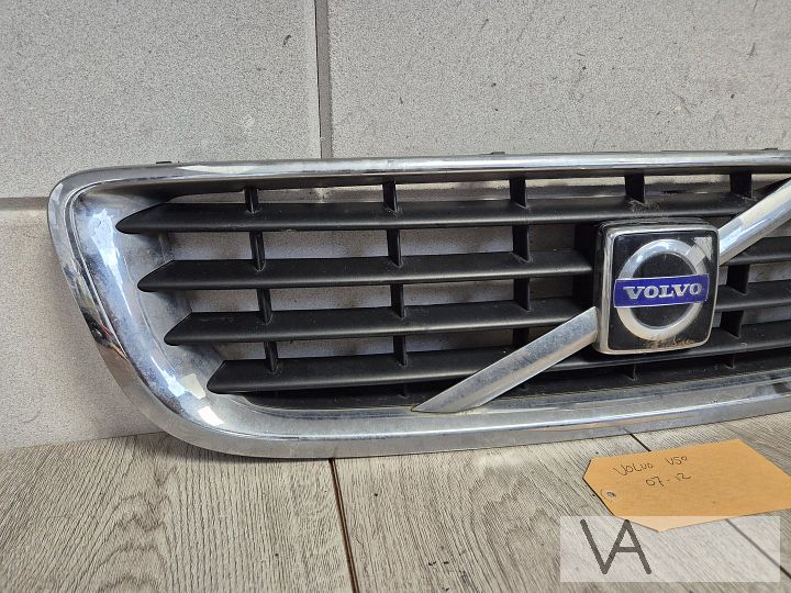 Volvo S40 en V50 grille in voorbumper 2007 tot 2012 €100 – Foto 2
