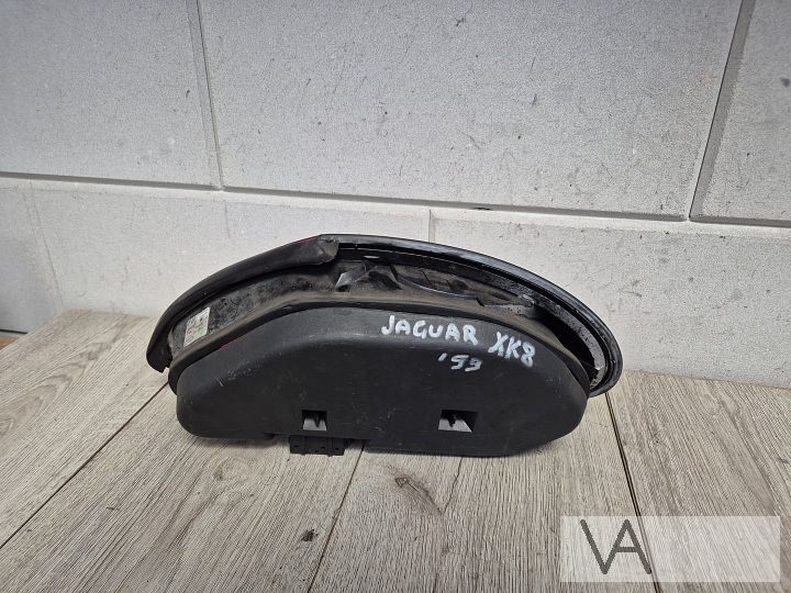 Jaguar XK Xk8 1996 - 2000 achterlicht links klein plekje €75 – Foto 4