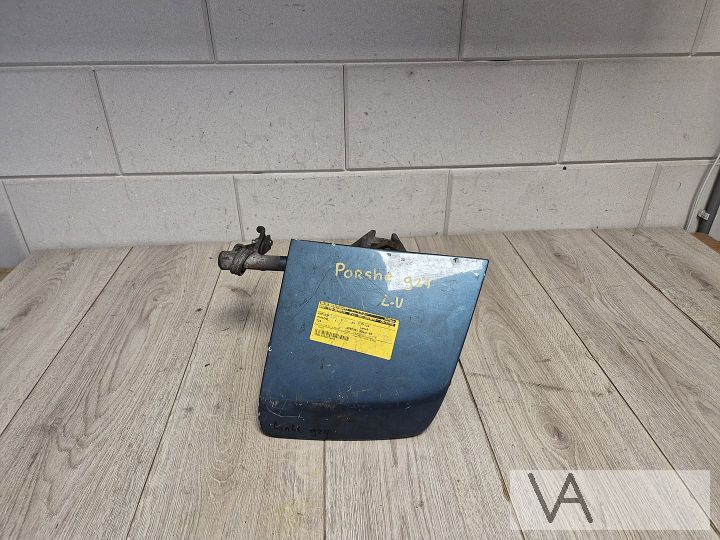 Porsche 924 1976 - 1986 koplamp links met frame en kap €100