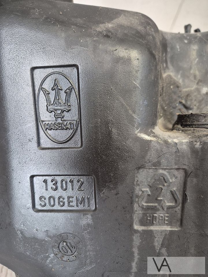 Maserati Quattroporte 2004 - 2012 tank ruitensproeier €50 – Foto 3