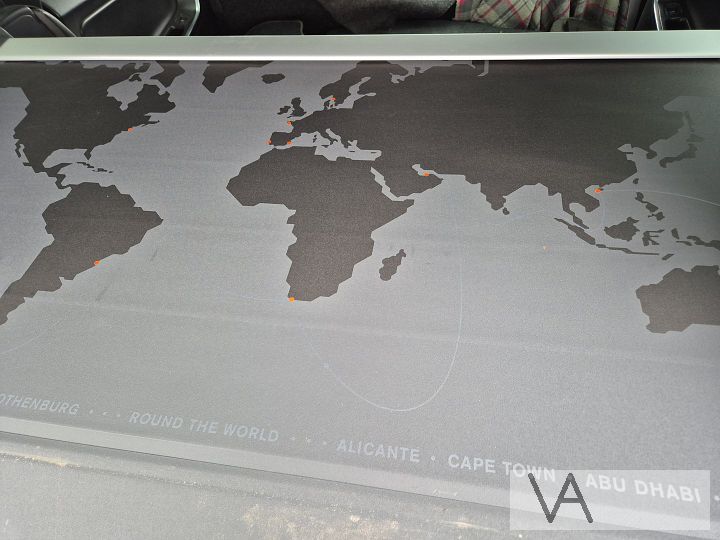 Volvo XC60 2009 - 2017 rolhoes rollo hoedenplank OCEAN RACE – Foto 4