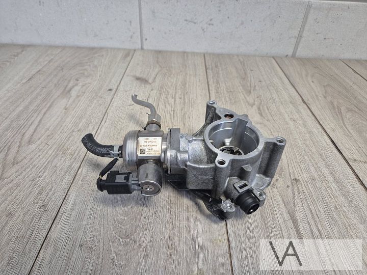 VW Polo / Audi A3 A4 A5 A6 1.8 tfsi benzinepomp 06k127025D