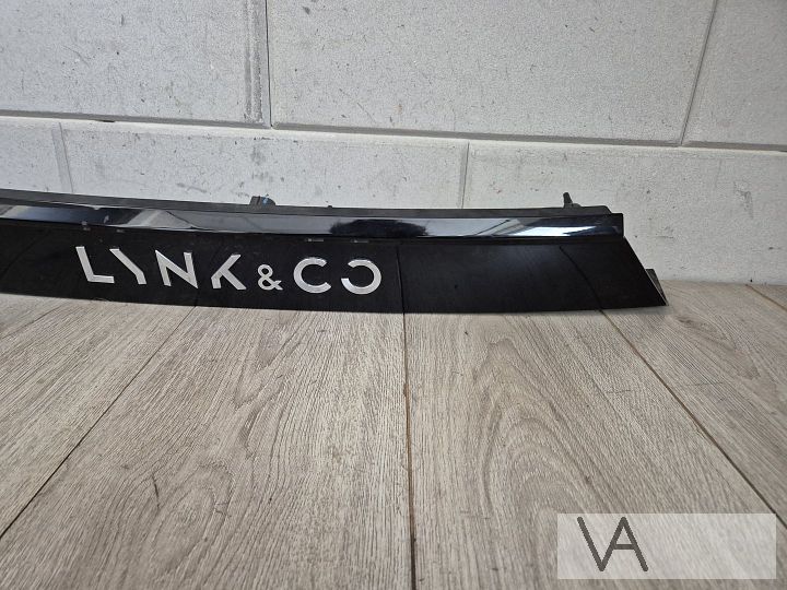 Lynk & Co 01 2020 - 2025 achterklep handgreep zonder camera – Foto 4