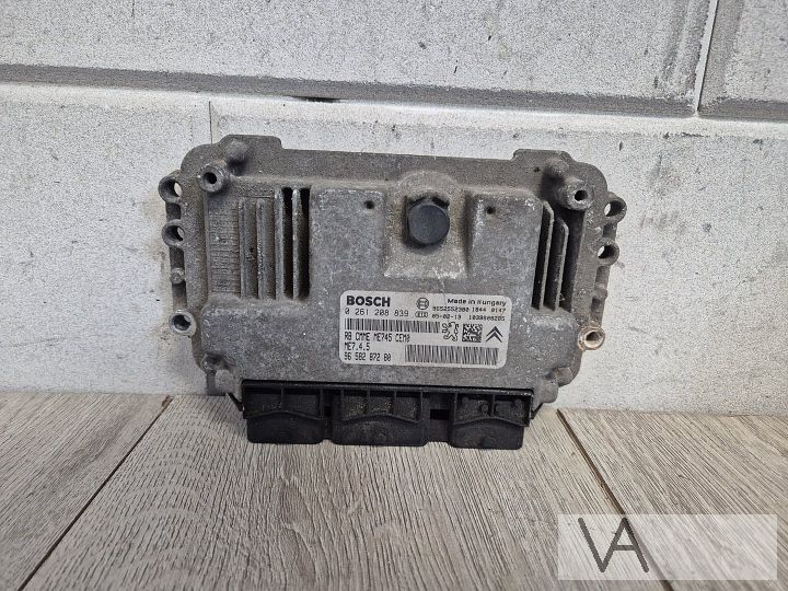 Peugeot 206 2001 - 2005 ecu motorcomputer 1.6 NFU 9658287280