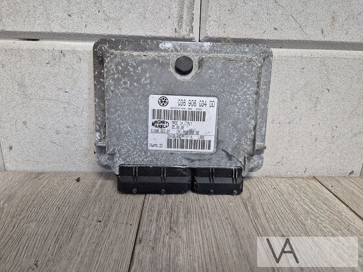 VW Polo 2001 -2005 ecu motorcomputer 1.4 benzine 036906034dd