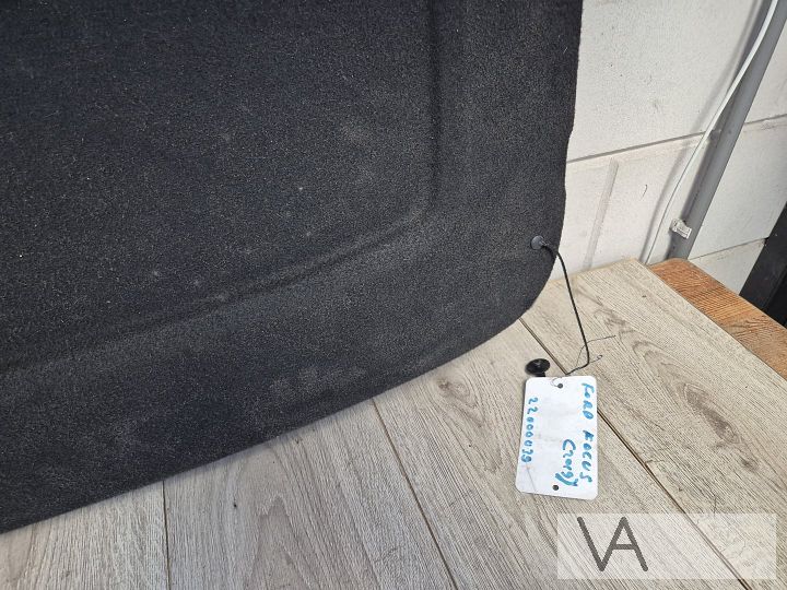 Hoedenplank van een Ford Focus 4 hatchback 2018 - 2025 €75 – Foto 3