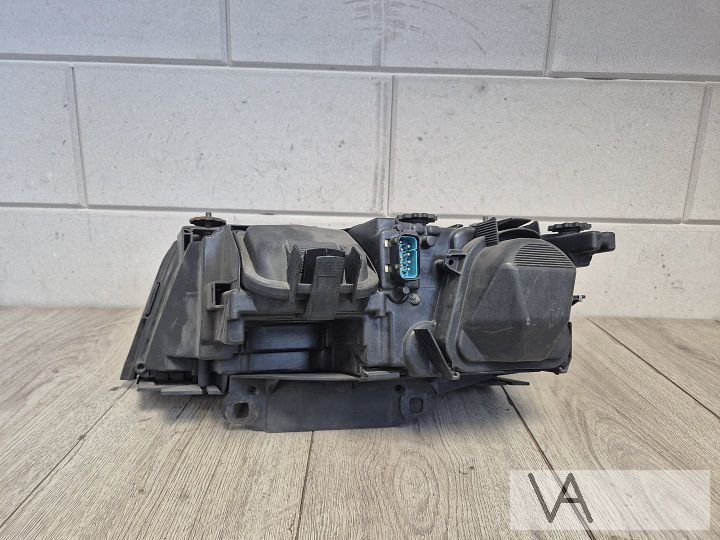 Koplamp rechts van BMW 7 serie E38 1994 - 1999 halogeen €100 – Foto 6