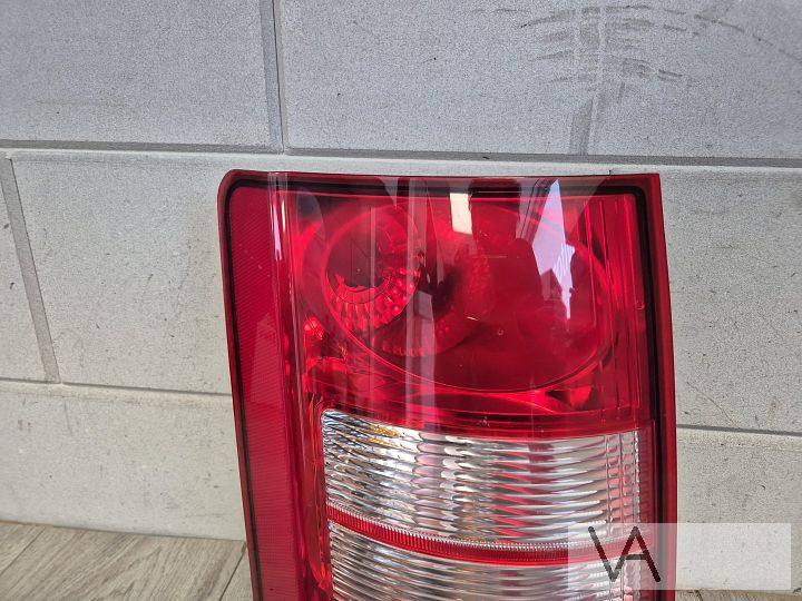 Achterlicht links voor Chrysler Voyager 2008 - 2014 €100 – Foto 3