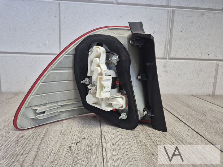 Achterlicht rechts voor BMW 3 serie E91 2008 - 2012 facelift – Foto 4