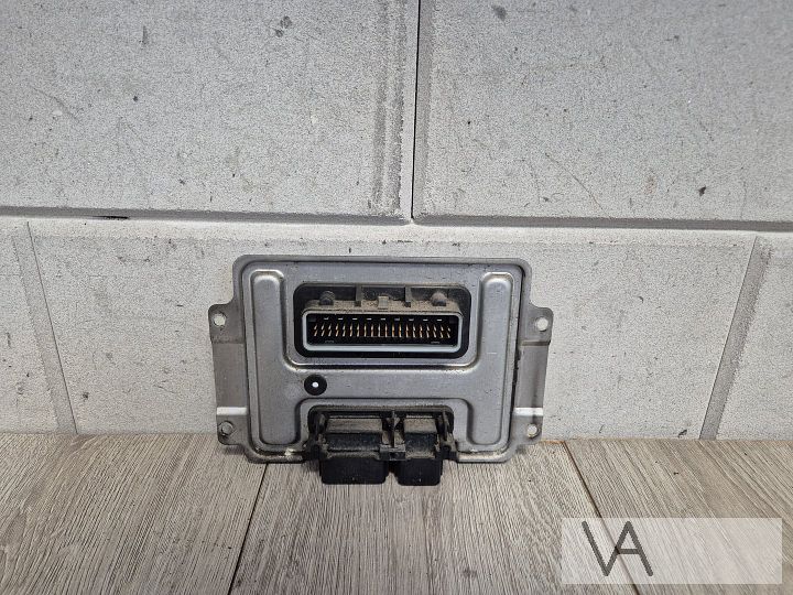 ECU front control  voor Chrysler 300c 3.0 diesel p04692230ag