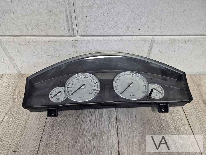 Cockpit tellerklok voor Chrysler 300c 2004 - 2010 DIESEL €40