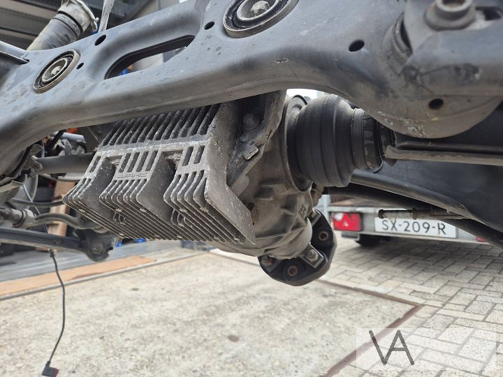 Achteras met differentieel van Mercedes CLS AMG W218 11 - 18 – Foto 12