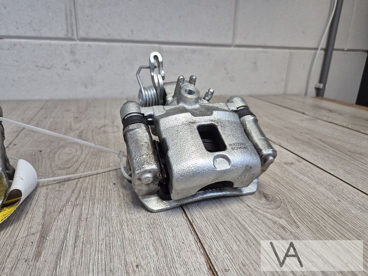 Remklauw achter voor Kia Picanto 2004 - 2011 nieuwstaat €50 – Foto 3