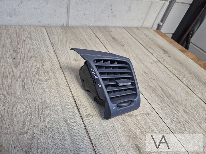 Luchtrooster dashboard rechts blauw Mercedes CLK W208 97-03 – Foto 2