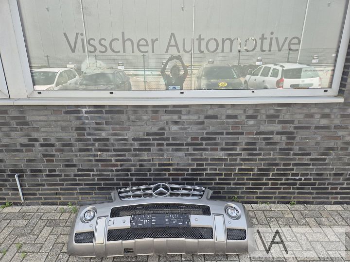 Voorbumper van Mercedes ML W164 AMG 2005 - 2009 origineel