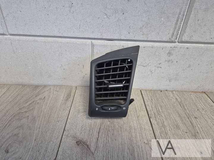 Luchtrooster dashboard links zwart Mercedes CLK W208 97-03