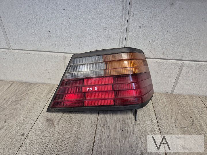 Achterlicht rechts van Mercedes E klasse W124 1983 - 1995