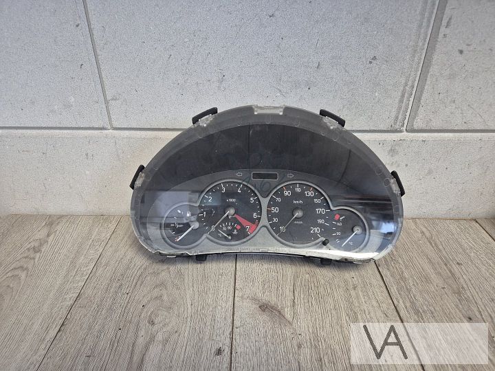 Tellerklok cockpit van Peugeot 206 1998 - 2002 9643402280
