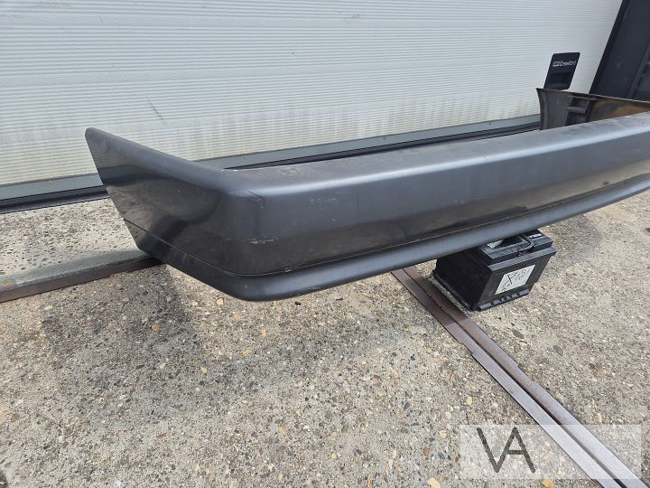 Achterbumper van Mercedes SL R129 1989 - 1996 1e model €300 – Foto 3