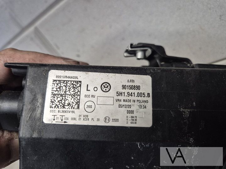 Koplamp links van VW Golf 8 2019 - 2025 schade 5h1941005b – Foto 9