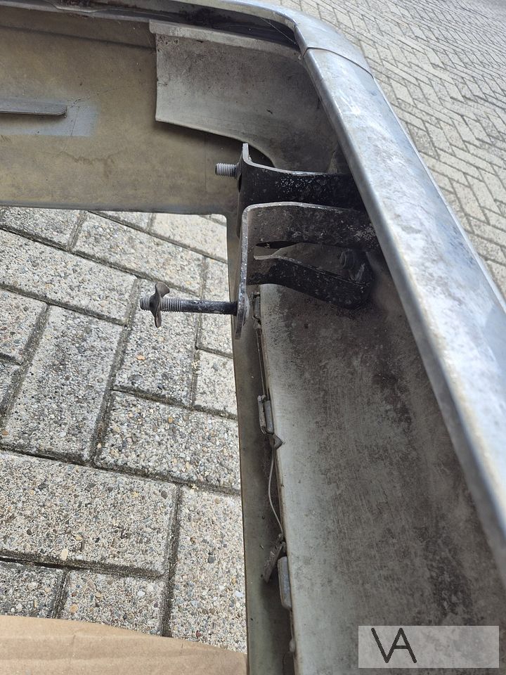 Achterbumper van Mercedes SEC W126 1980 - 1991 schadevrij – Foto 10
